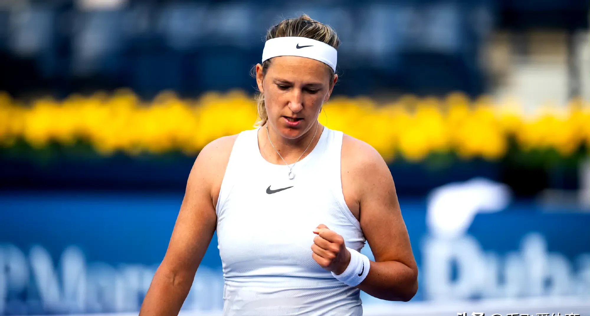 -阿扎伦卡回归赛场，出色防守首场状态亮眼，皇家马德里观众沸腾！的简单介绍