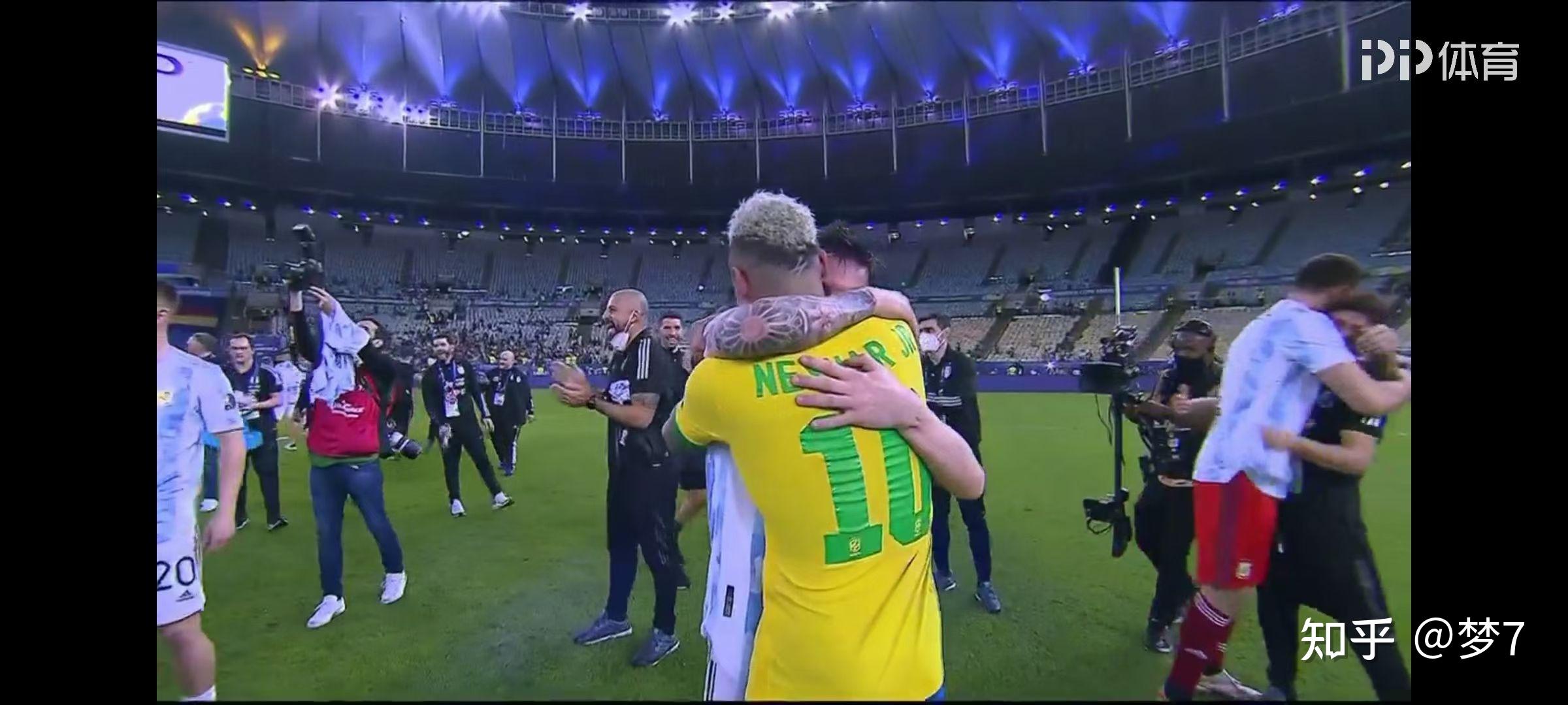 -包含内马尔赛事官方发布败北新规，SKT争议不断！的词条